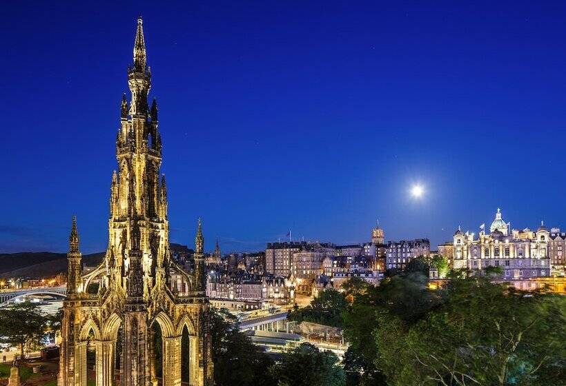 هتل Mercure Edinburgh City Princes Street