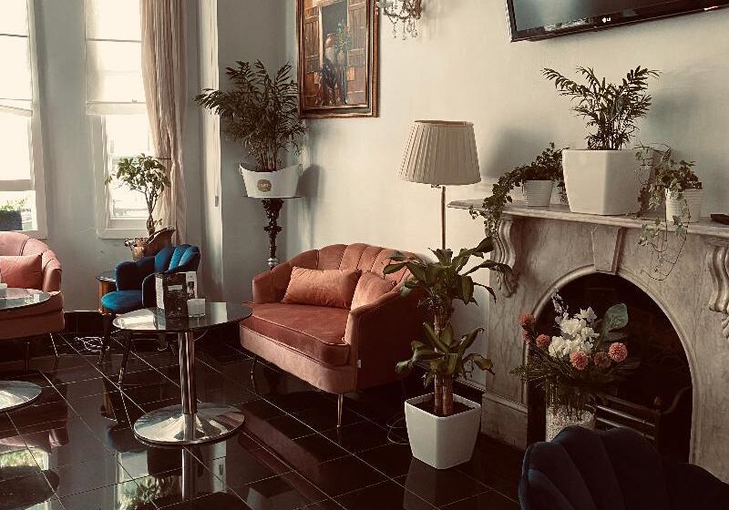 Fotos del hotel My Place:  11