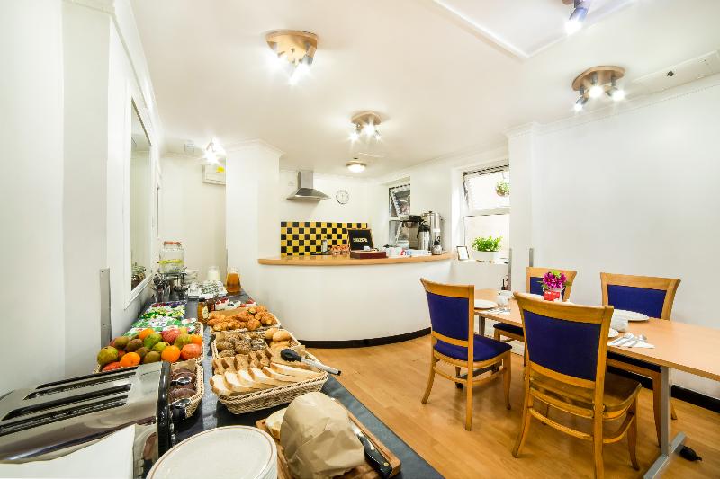 Fotos del hotel OYO Townhouse New England Victoria:  9