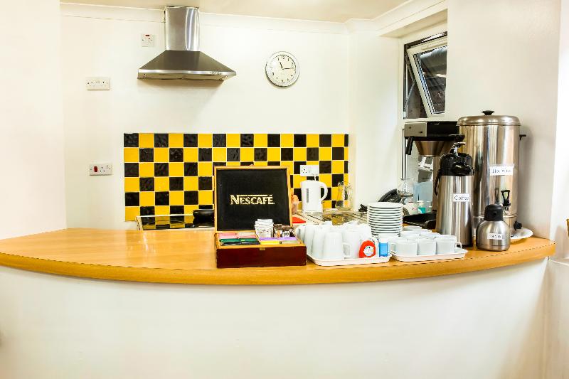 Fotos del hotel OYO Townhouse New England Victoria:  6