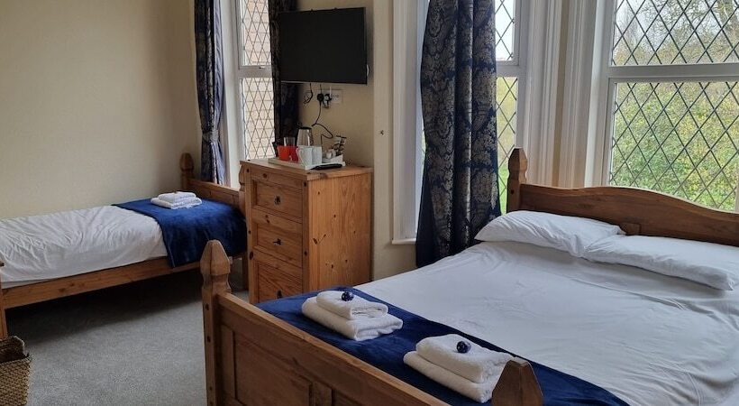 هتل Rowcroft Lodge