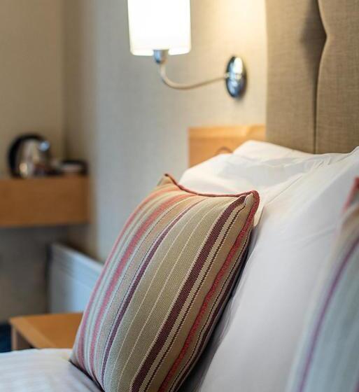 Сельский отель The Parsonage Hotel & Spa