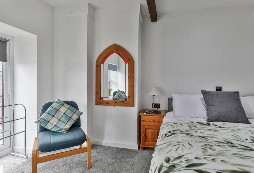 فندق Serenity Guest House