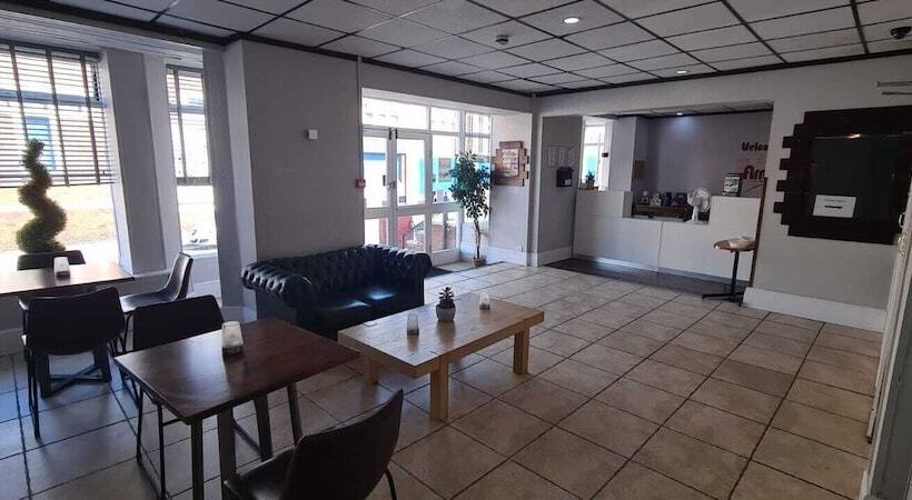 Fotos del hotel The Arncliffe Lodge  Near Blackpool Tower:  8