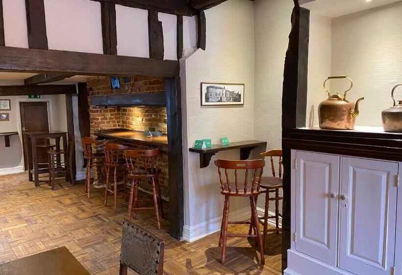 هتل The Bull Inn