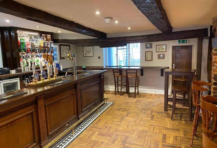 هتل The Bull Inn
