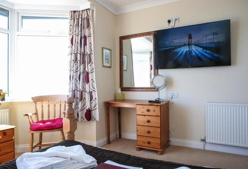 فندق The Seacliffe   Whitby