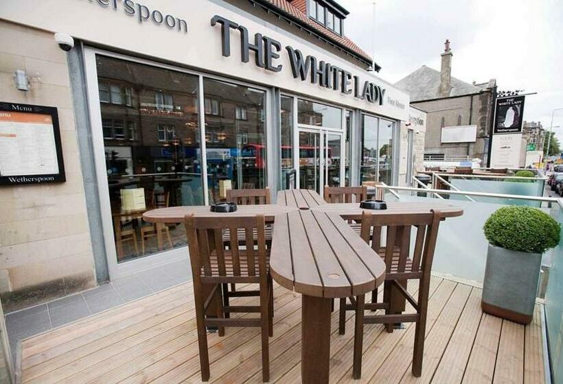 Fotos del hotel The White Lady Wetherspoon:  24