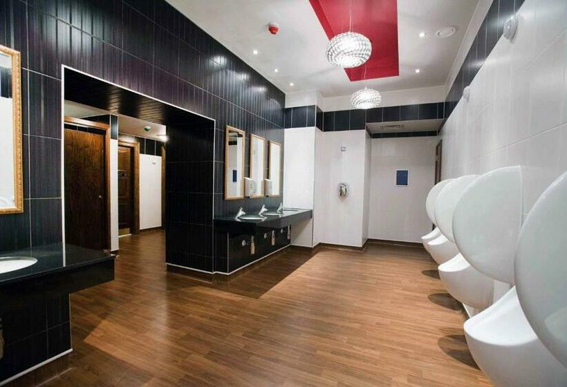 Fotos del hotel The White Lady Wetherspoon:  12