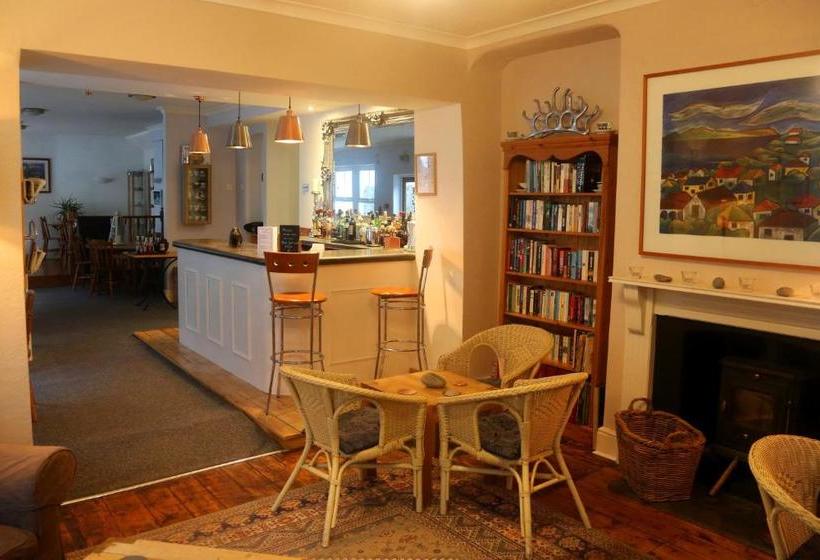 فندق Penryn House