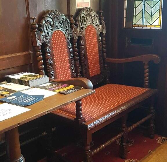 The Lismore Hotel