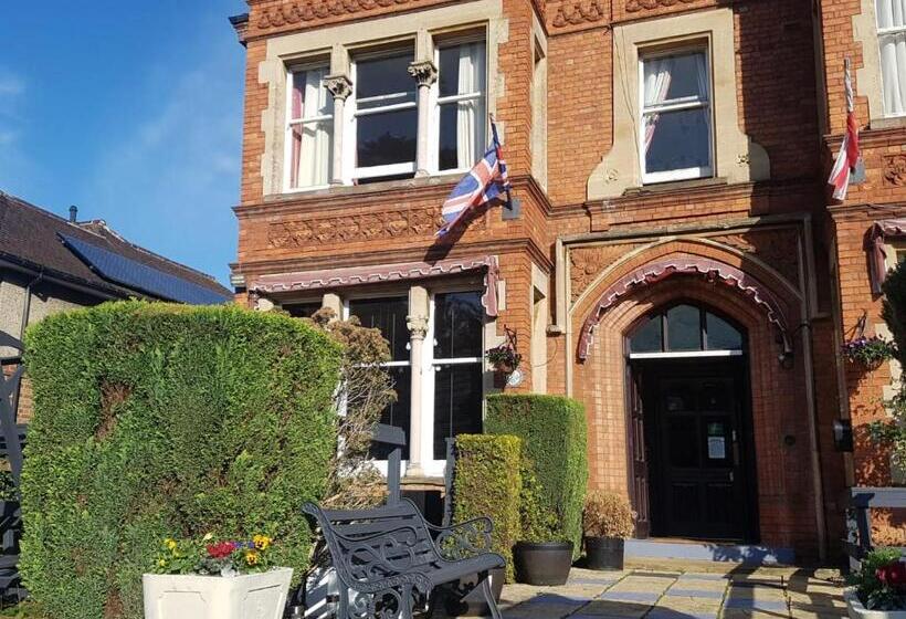 The Lismore Hotel