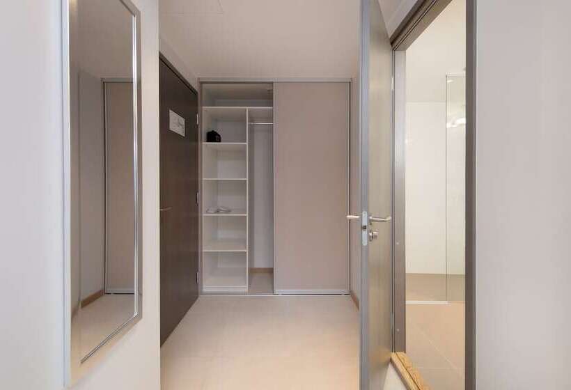 8era Business Executive Rotermanni Apts
