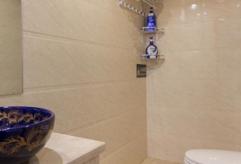 فندق فئة نجمة واحدة Floral Hotel · Spring Guesthouse Zhangjiajie