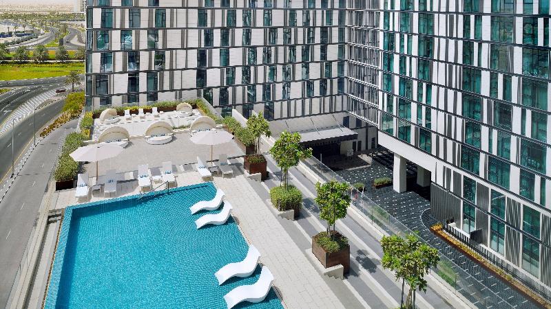 هتل Holiday Inn Dubai Al Maktoum Airport, An Ihg