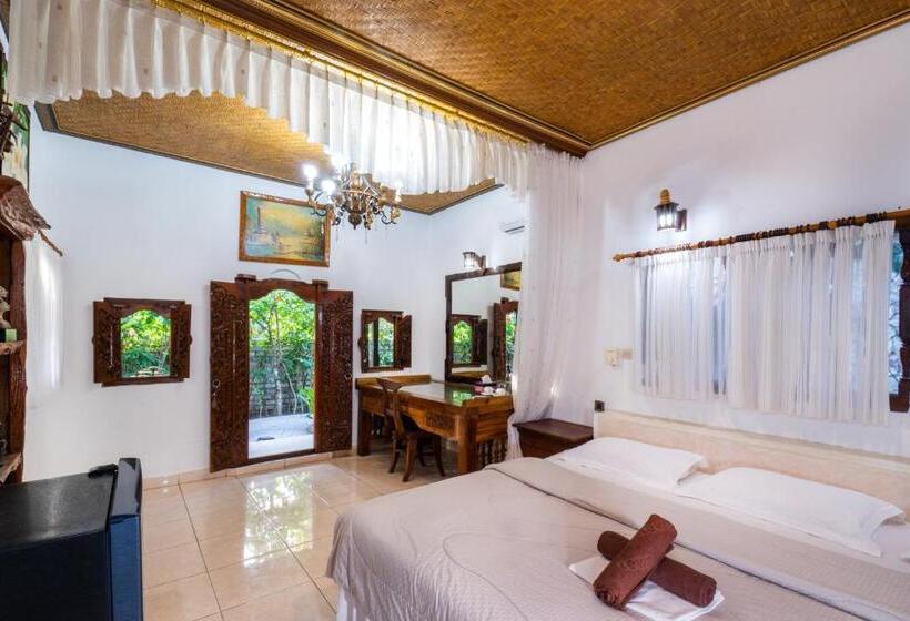 هتل Ketut Losmen Bungalows Lembongan