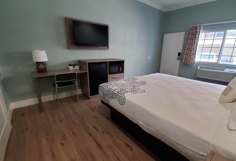 مُتل Crestridge Inn