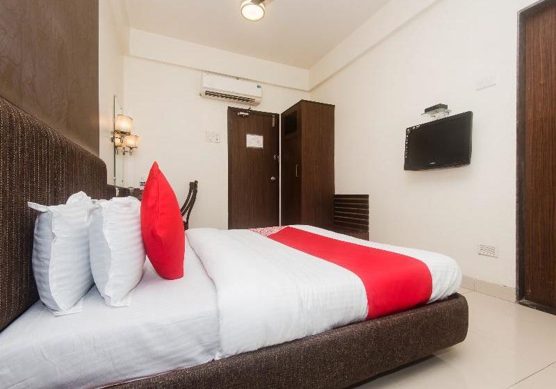 Отель Dolphin Club By Oyo Rooms