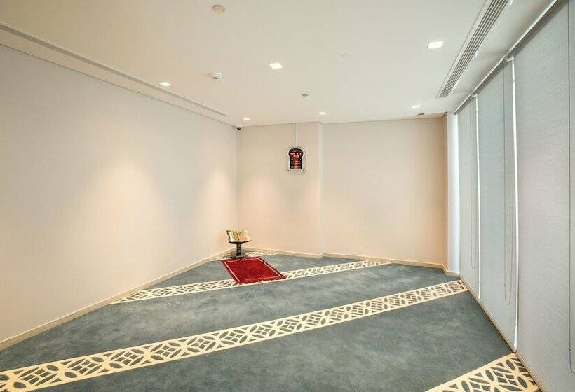 هتل Millennium Executive Apartments Mont Rose