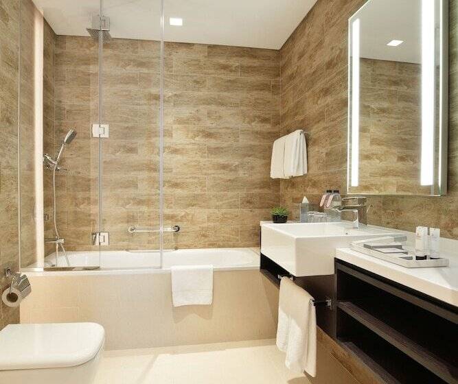 هتل Millennium Executive Apartments Mont Rose