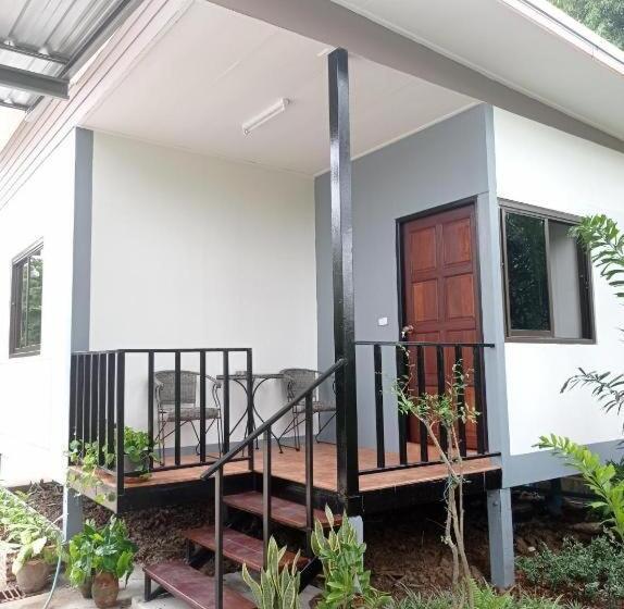 هتل Nangrong Garden Home