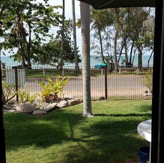 Peg's Beach House
