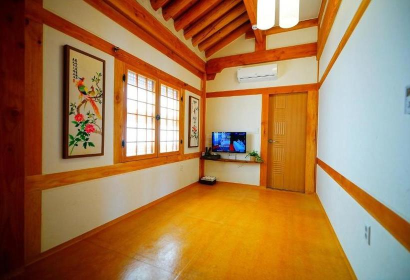 بنسيون Norijam Hanok Traditional House Two