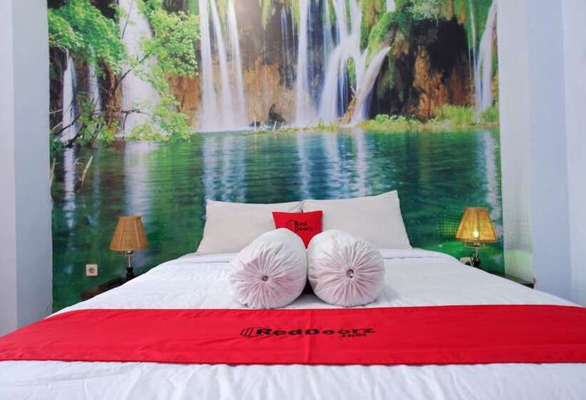 پانسیون Reddoorz Near Mayura Park Lombok