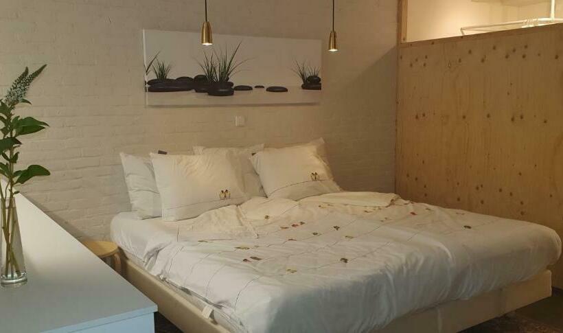 Bed and Breakfast Waar Maas & Waal....