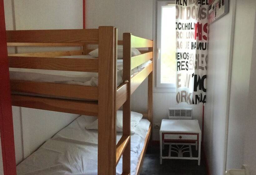 Chalet Orange Naturiste La Jenny