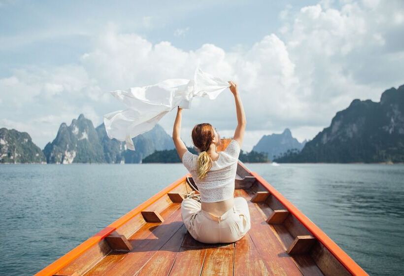 هتل 500 Rai Khao Sok Floating Resort