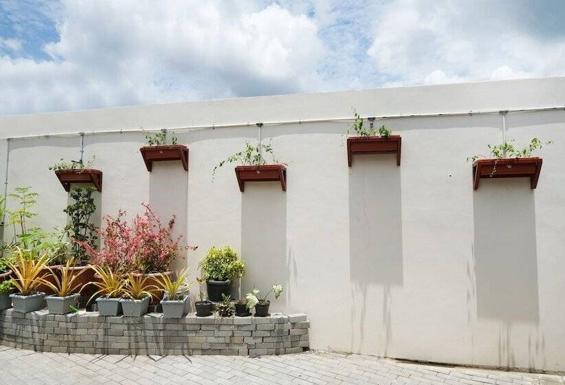 هتل Grha Vege Jawi Syariah Mitra Reddoorz