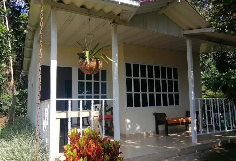 בית מלון כפרי Hostal Fisterra