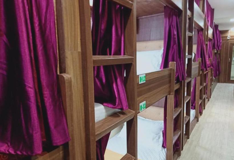 Отель Millano Dormitory