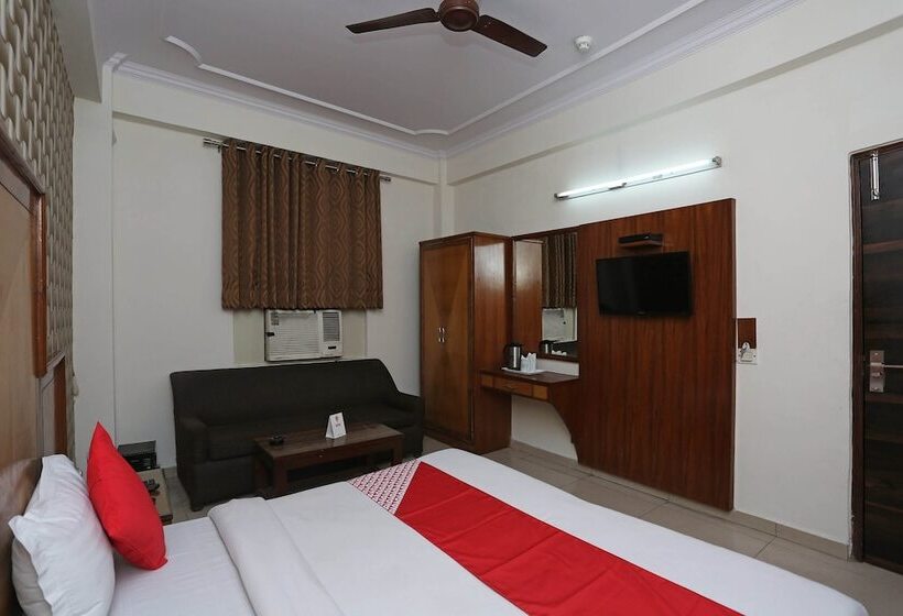هتل Pallvi Palace By Oyo Rooms
