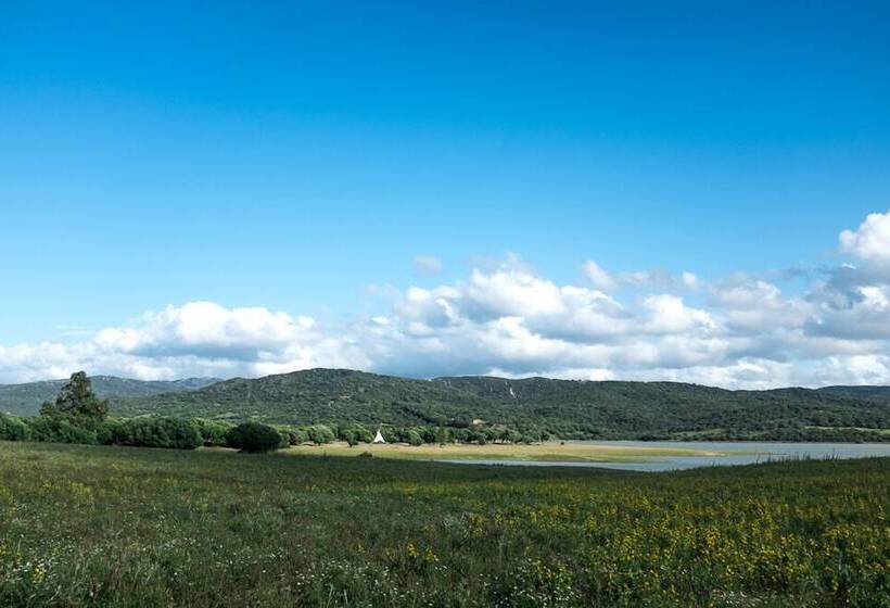 هتل Wakana Lake Glamping