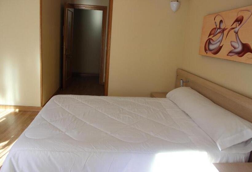 پانسیون Hostal San Isidro