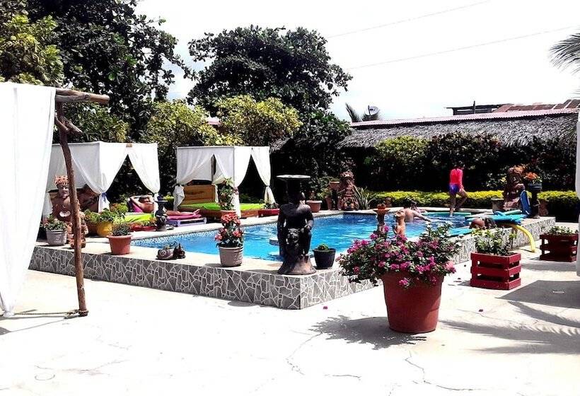 The Cottages By The Sea