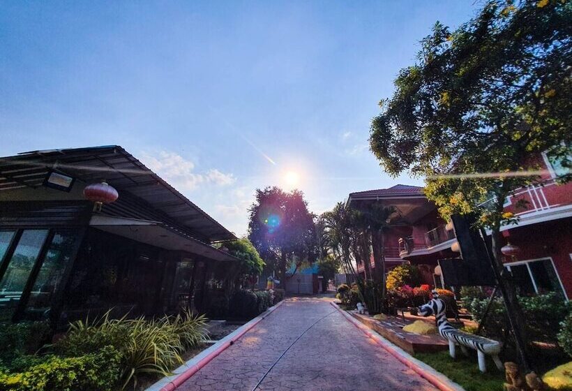 هتل Dream Park Resort