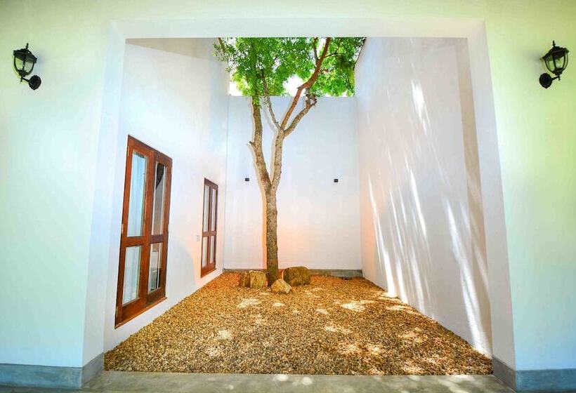 هتل Handun Villas