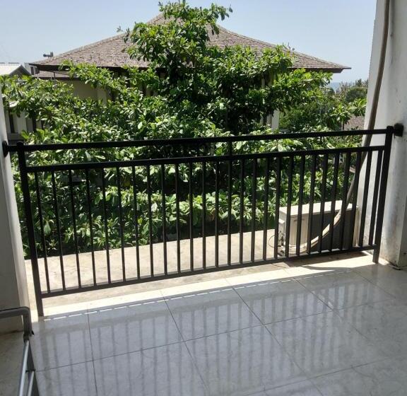 هتل Ketapang Guesthouse Echo Beach Canggu