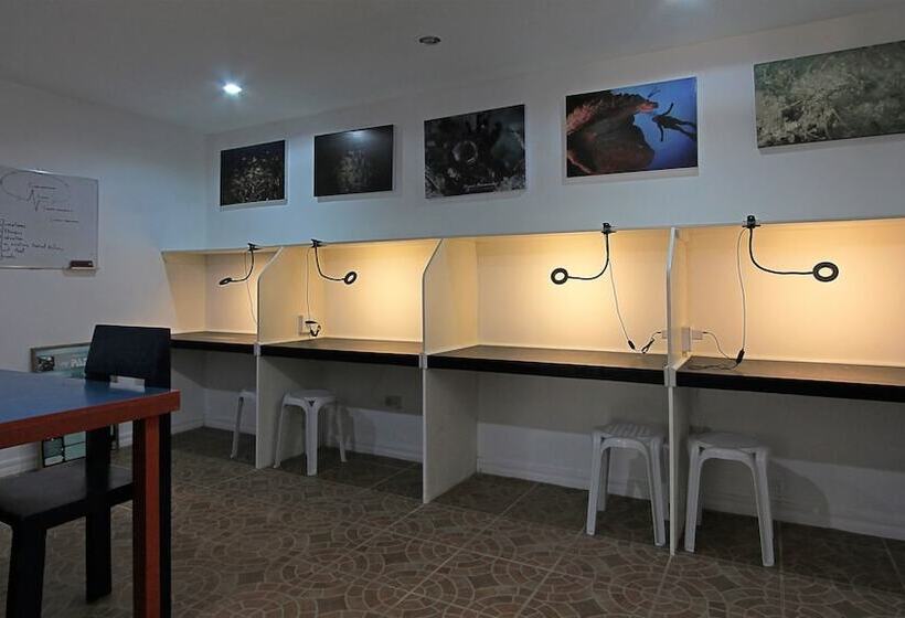 فندق Thalatta Resort