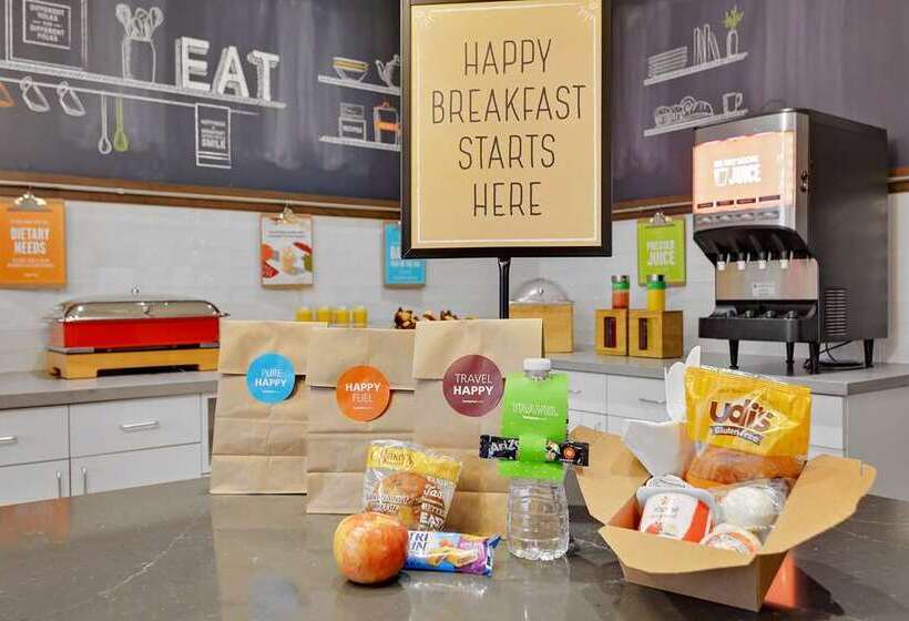 Отель Hampton Inn Salem Boston