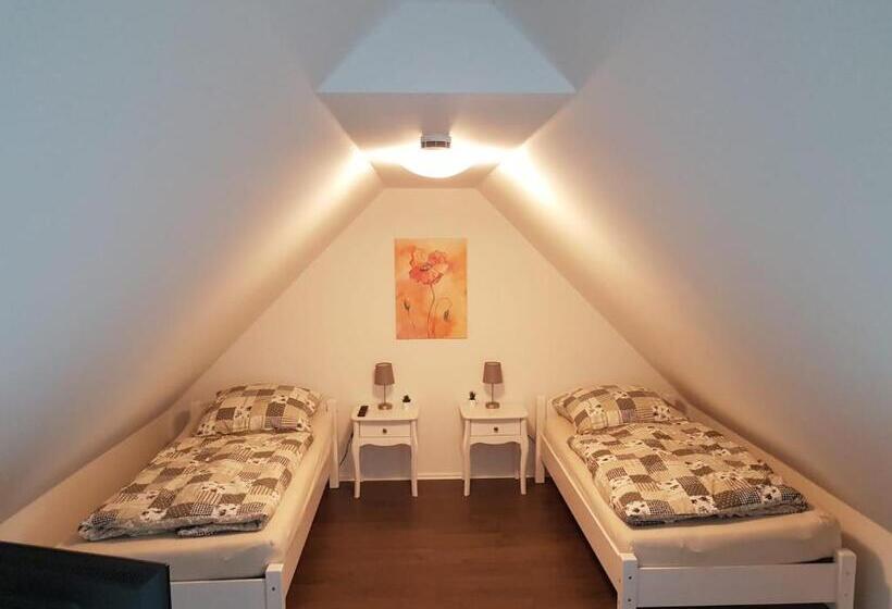 بنسيون Gästehaus Burgblick