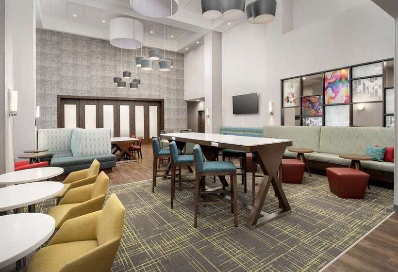 هتل Hampton Inn & Suites Lexington Columbia