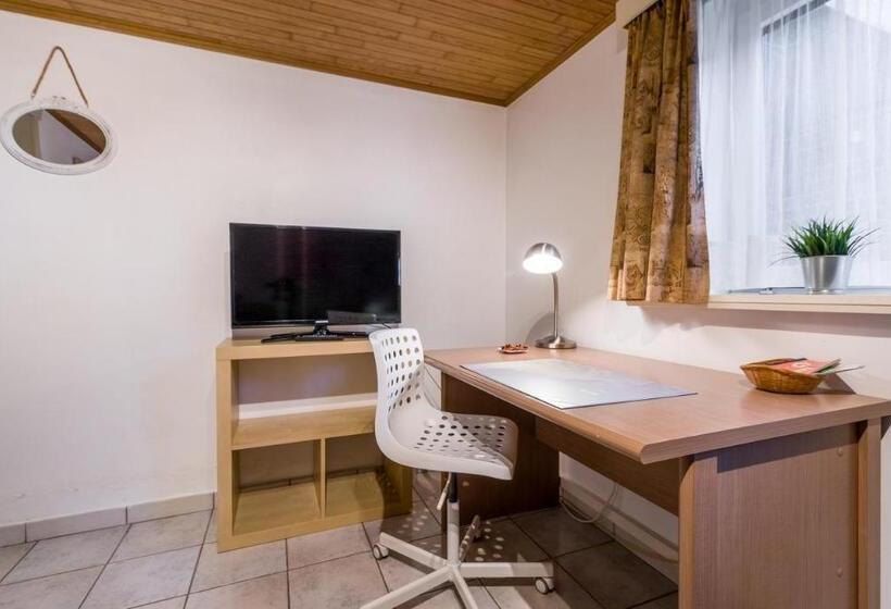 هاستل Homestay Gent Merelbeke Self Check In Service