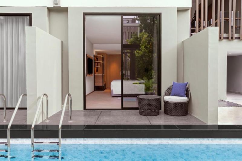 هتل Four Points By Sheraton Phuket Patong Beach Resort