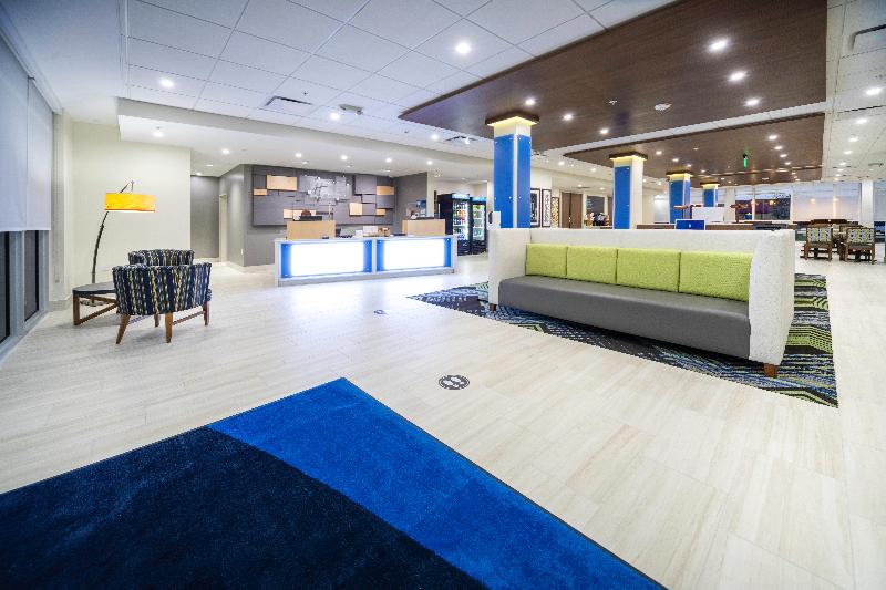בית מלון כפרי Holiday Inn Express & Suites   Fort Myers Airport, An Ihg