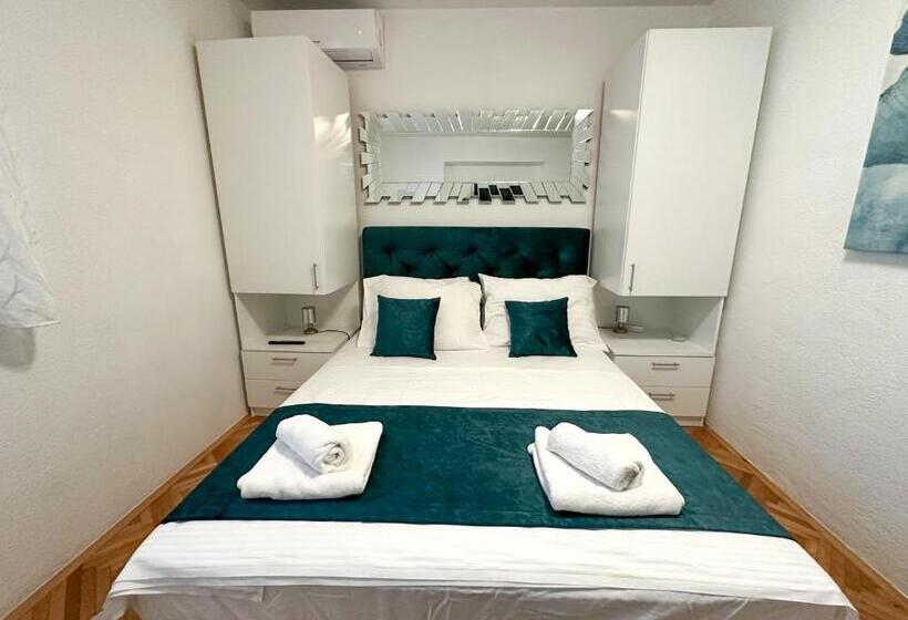 پانسیون Apartmani Daša Tučepi