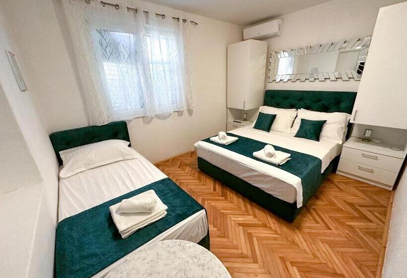 پانسیون Apartmani Daša Tučepi
